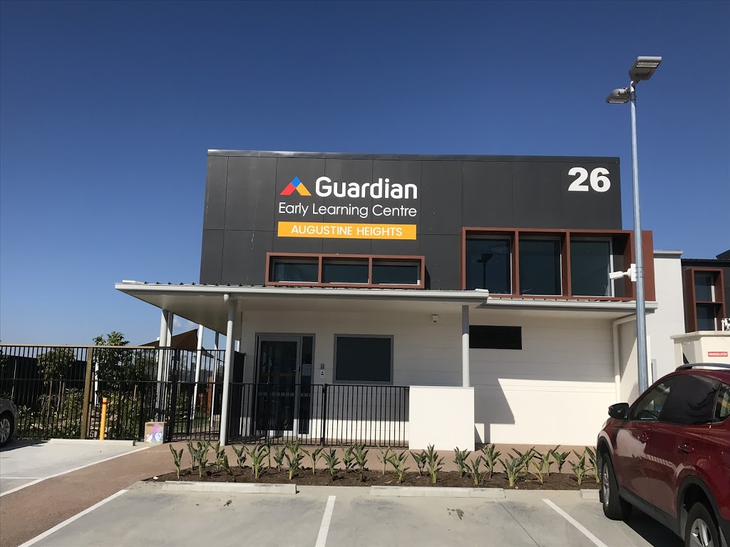 Sign writing Fabricated shopping centre pylon signs | 9/16 Mahogany Ct, Willawong QLD 4110, Australia