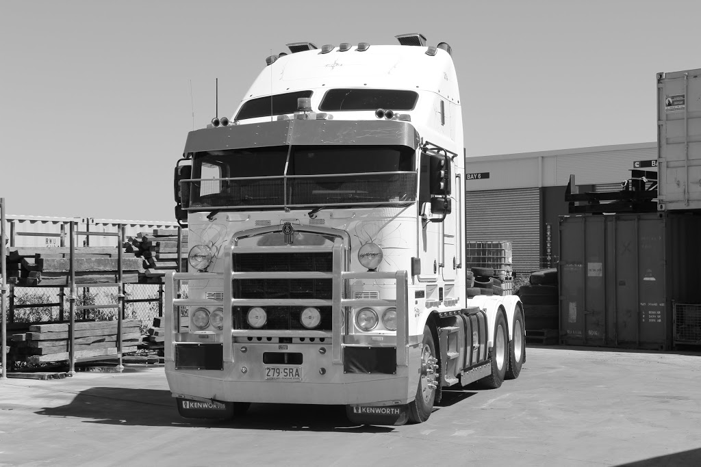 Ringers Haulage |  | 68/66-70 Webb Dr, Bohle QLD 4818, Australia | 0747744428 OR +61 7 4774 4428