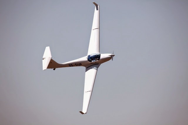 Gliding Redcliffe | Hangar 44, Wirraway Dr, Rothwell QLD 4022, Australia | Phone: 0407 160 253