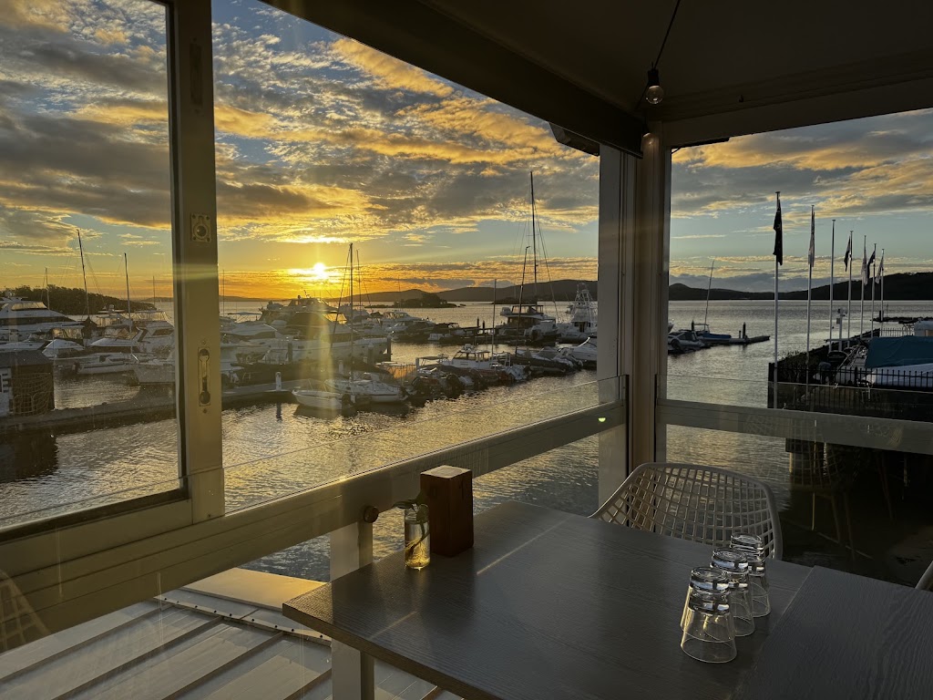 Restaurant 2317 | Marina, Level 1/2 Sunset Blvd, Soldiers Point NSW 2317, Australia | Phone: (02) 4981 8653