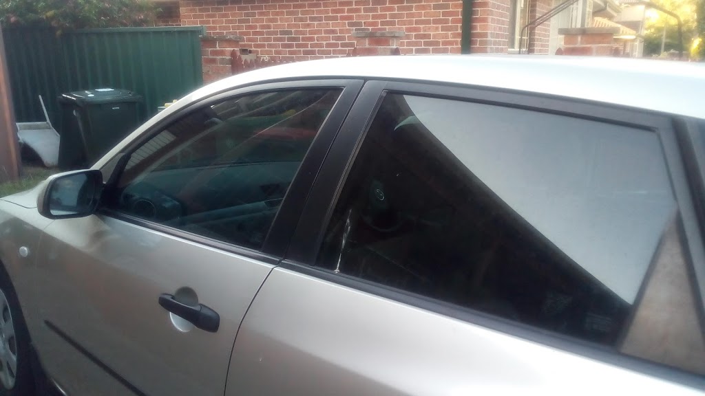 Solar Safe mobile Glass Tinting | 17 Wallumatta Rd, Caringbah NSW 2229, Australia | Phone: 0404 610 787