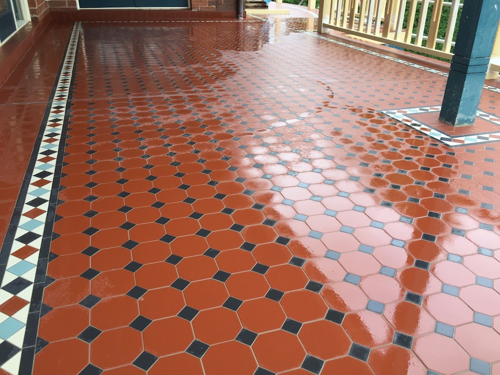 Romeos tiling | 6 Dell St, Woodpark NSW 2164, Australia | Phone: 0411 346 734