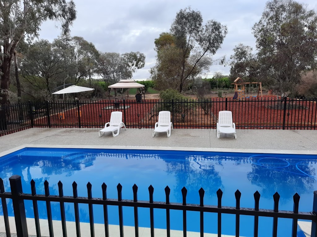 Mallee farm house | 290 N S Rd, Woorinen VIC 3588, Australia | Phone: 0448 233 370