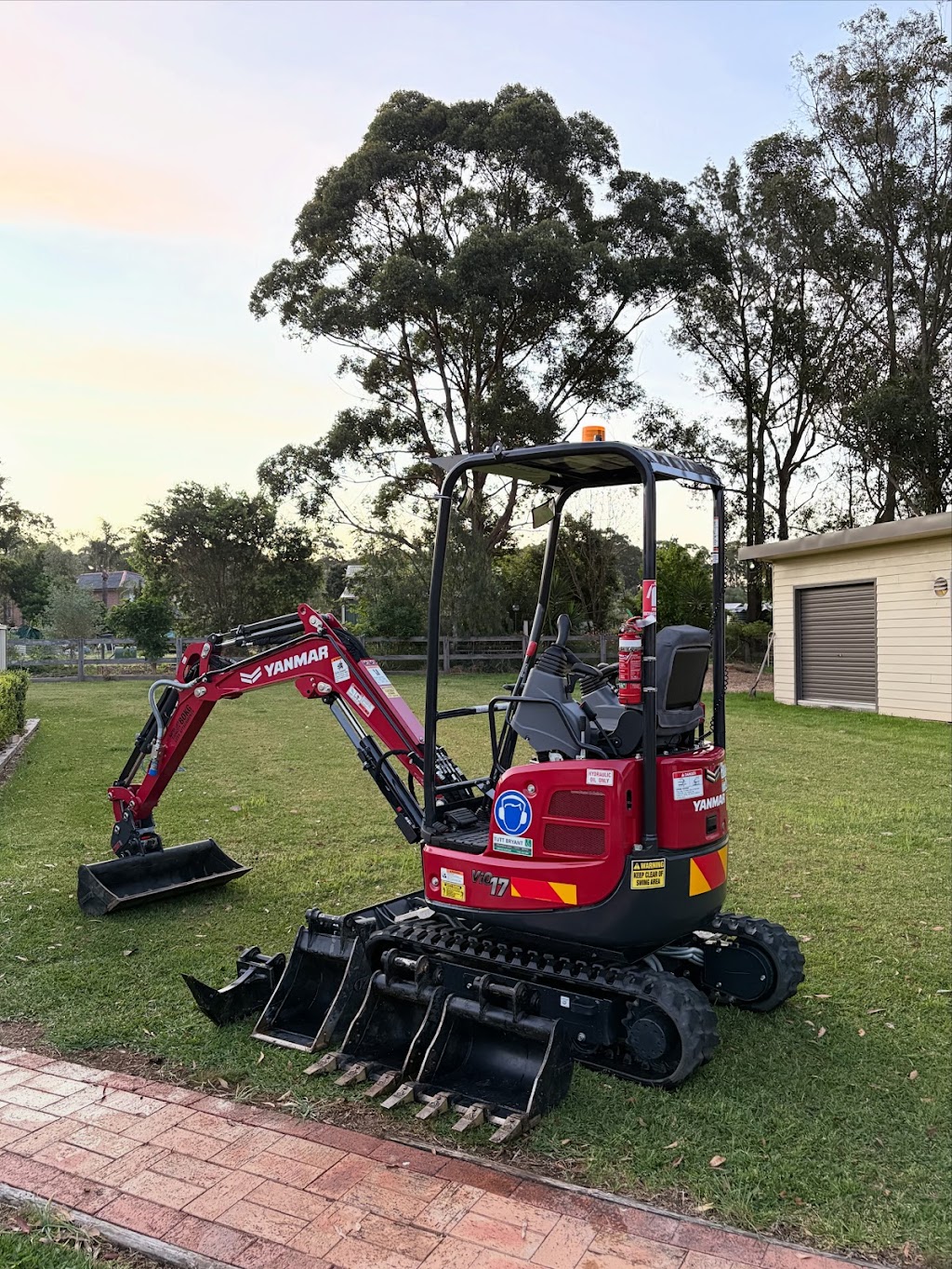JEG Equipment Hire | 7 Cabernet Cct, Orchard Hills NSW 2748, Australia | Phone: 0432 469 276