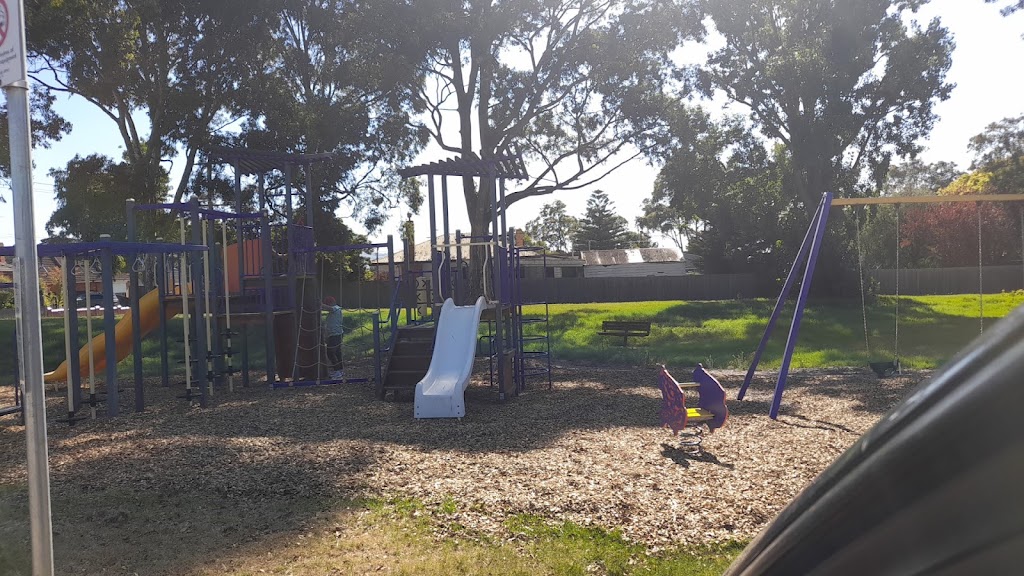 Helen Street Playground | 130 Helen St, Morwell VIC 3840, Australia | Phone: (03) 9209 6348