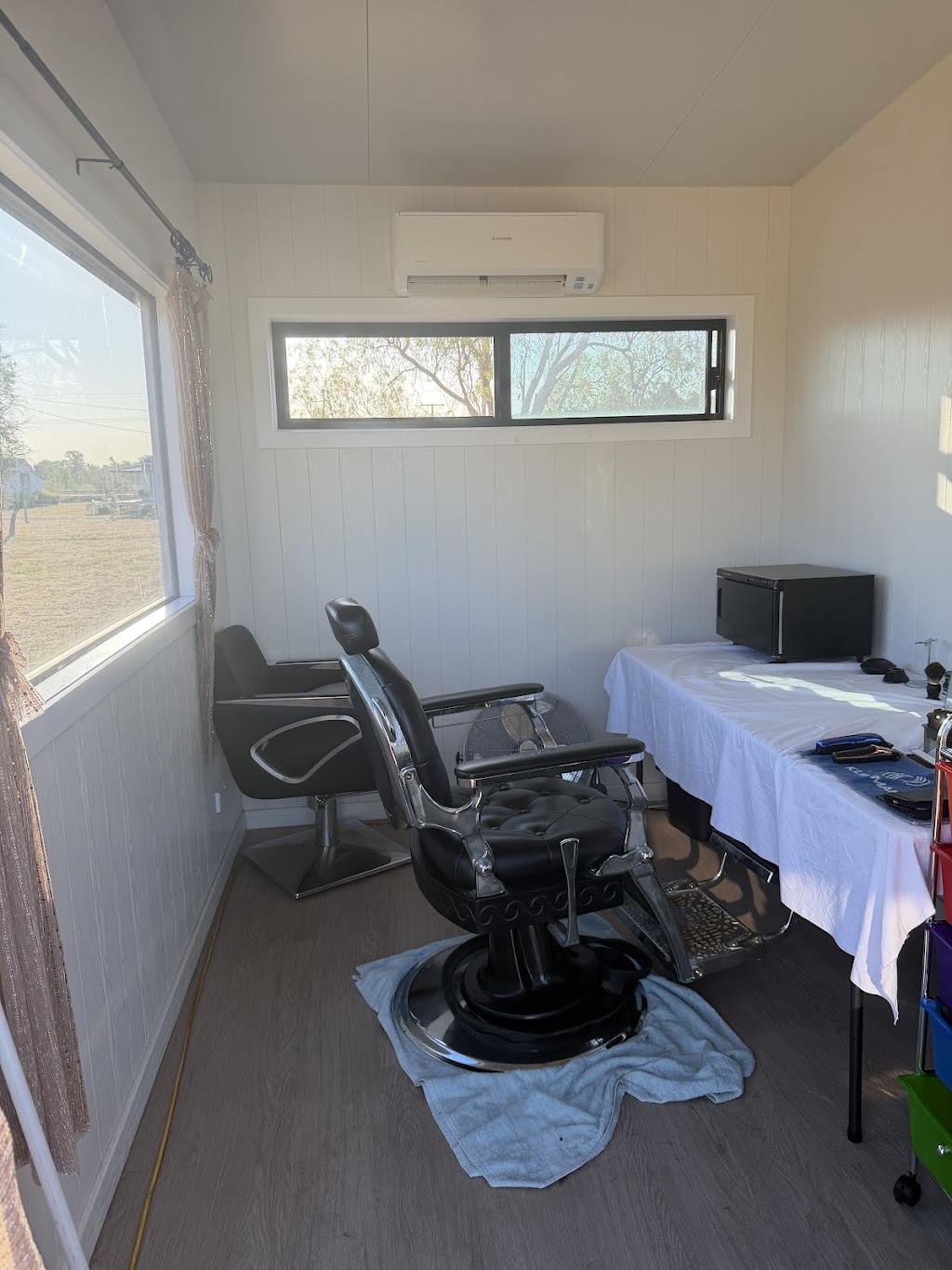 Little Miss Shears | Sunwest Ct, Plainland QLD 4341, Australia | Phone: 0412 114 526