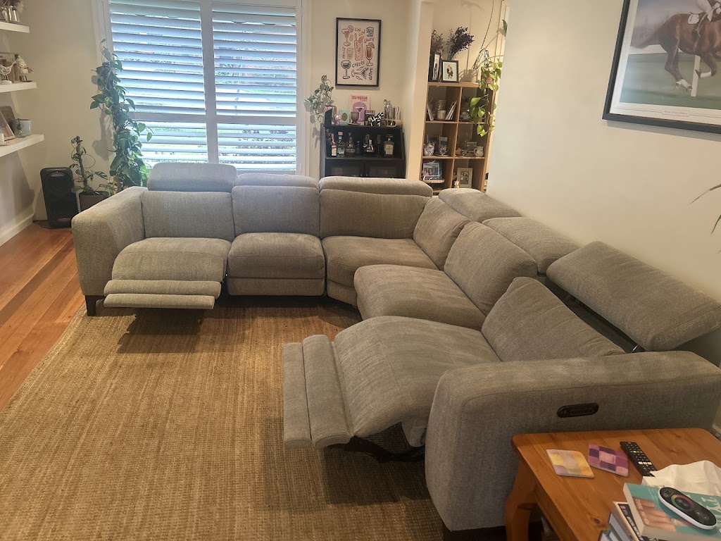 V Carpet Services | 13 Muir Way, Mernda VIC 3754, Australia | Phone: 0451 001 203
