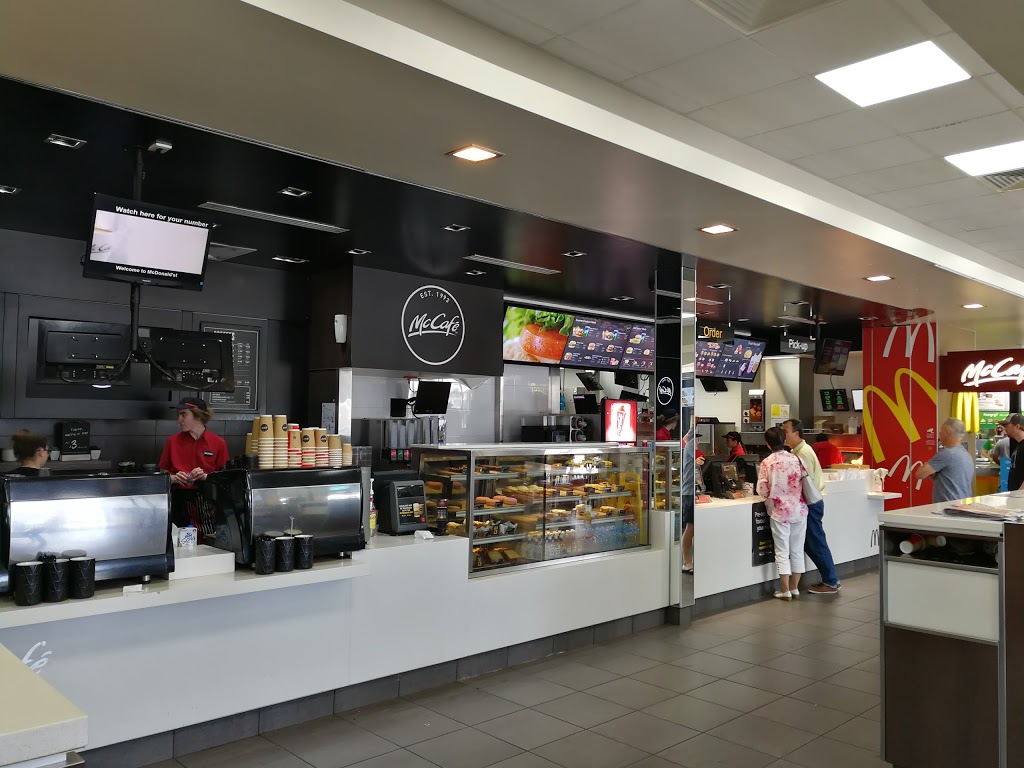 McDonalds Calder Northbound | cafe | Calder Fwy, Keilor North VIC 3036, Australia | 0394490351 OR +61 3 9449 0351