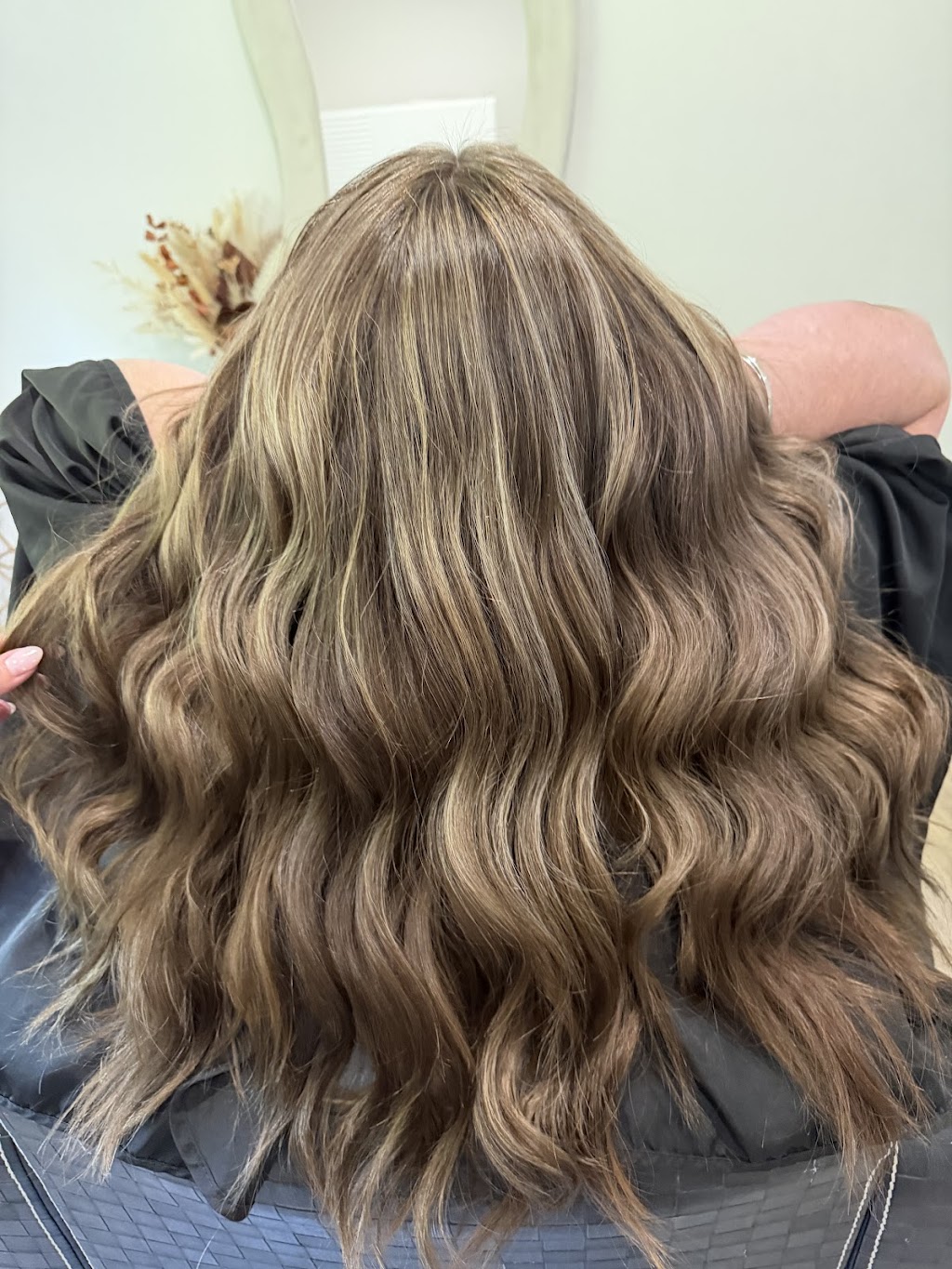 Liv Hair and Beauty | 76 Fairview Rd, Sapphire Beach NSW 2450, Australia | Phone: 0423 536 537