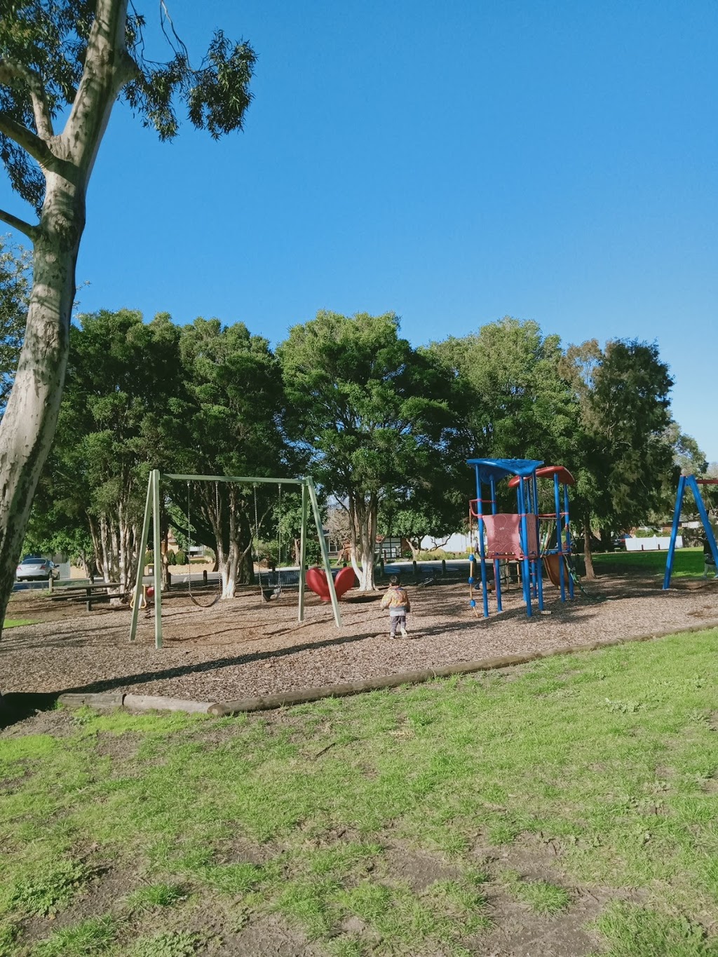 Playground | park | Unit 35/262-274 Poath Rd, Hughesdale VIC 3166, Australia