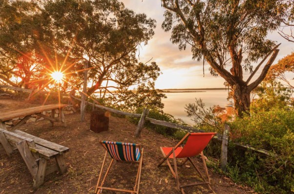 Nungurner Jetty View Cabins | 230 Nungurner Jetty Rd, Nungurner VIC 3909, Australia | Phone: (03) 5156 0432