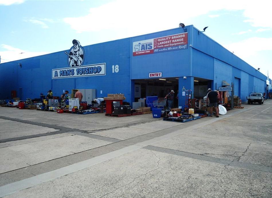 A Mans Toyshop | store | 32-34 Gladstone Rd, Rockhampton City QLD 4700, Australia | 0749308000 OR +61 7 4930 8000