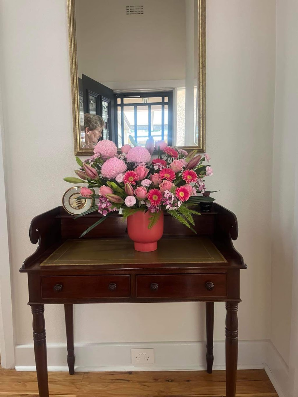 Mayview Flowers Wangaratta | 78 Arundels Ln, Laceby VIC 3678, Australia | Phone: 0407 500 302