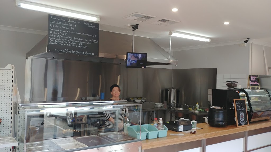 Ambers Pantry | cafe | 4 Hughie Edwards Dr, Merriwa WA 6030, Australia
