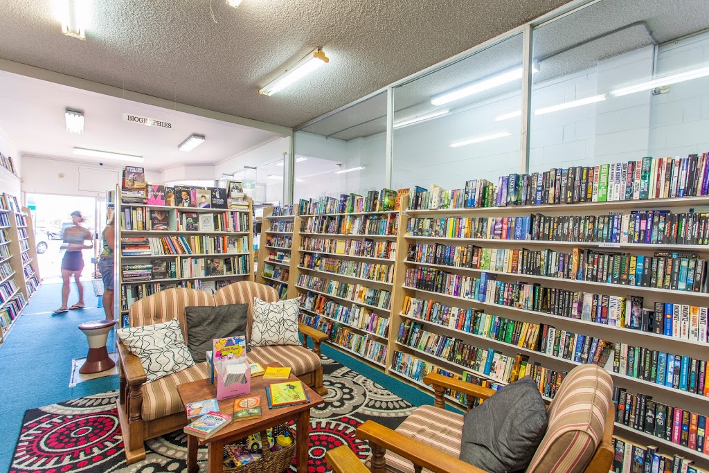 Nobby Beach Books | book store | 2/2227 Gold Coast Hwy, Mermaid Beach QLD 4218, Australia | 0755726039 OR +61 7 5572 6039