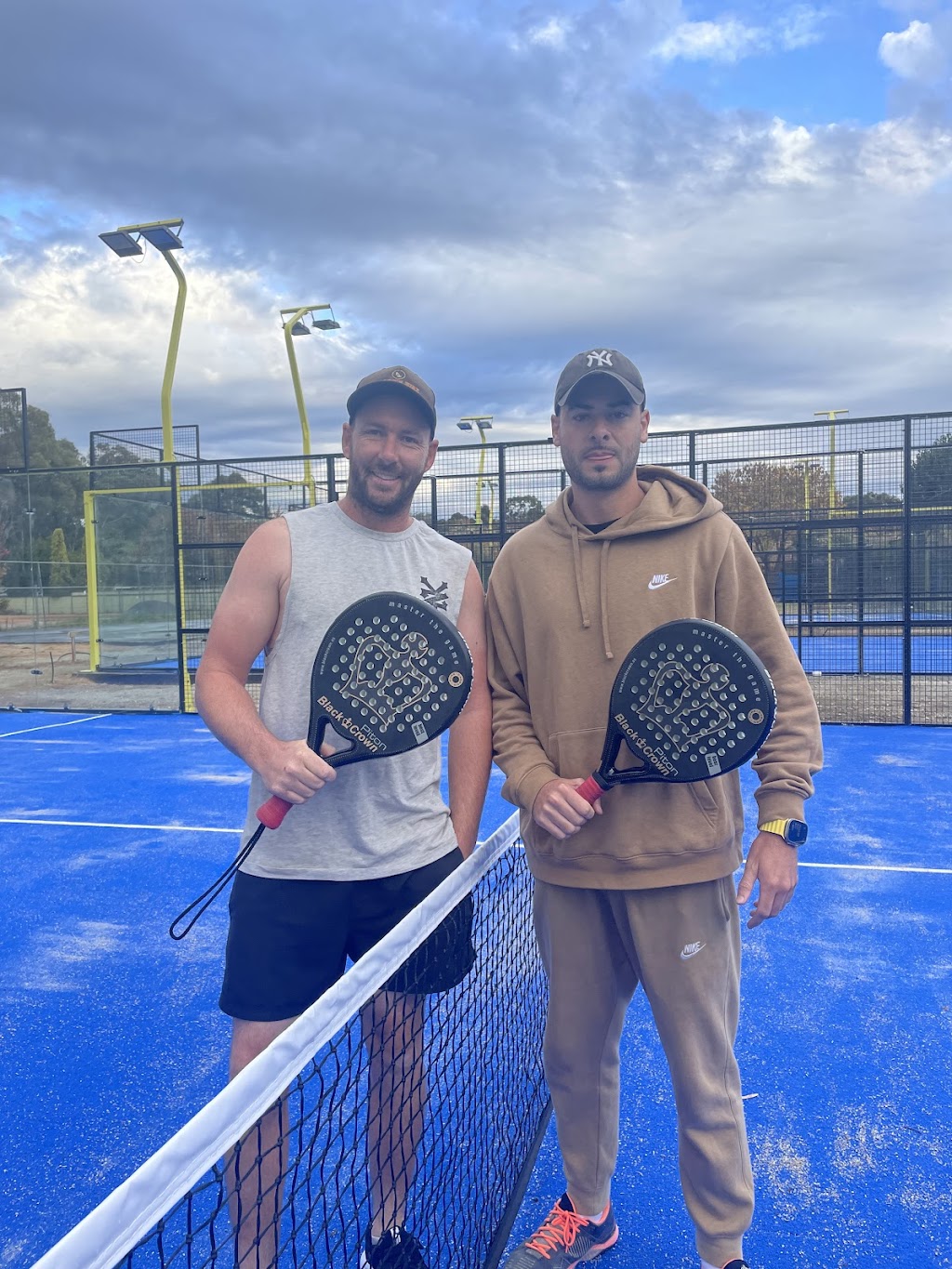 Sol Padel | 16 Evesham Pl, Thurgoona NSW 2640, Australia | Phone: 0498 797 290