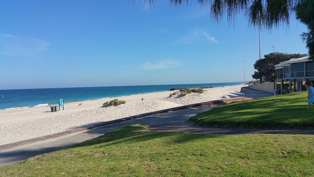 City Beach Oval | park | Fred Burton Way, City Beach WA 6015, Australia | 0893476000 OR +61 8 9347 6000
