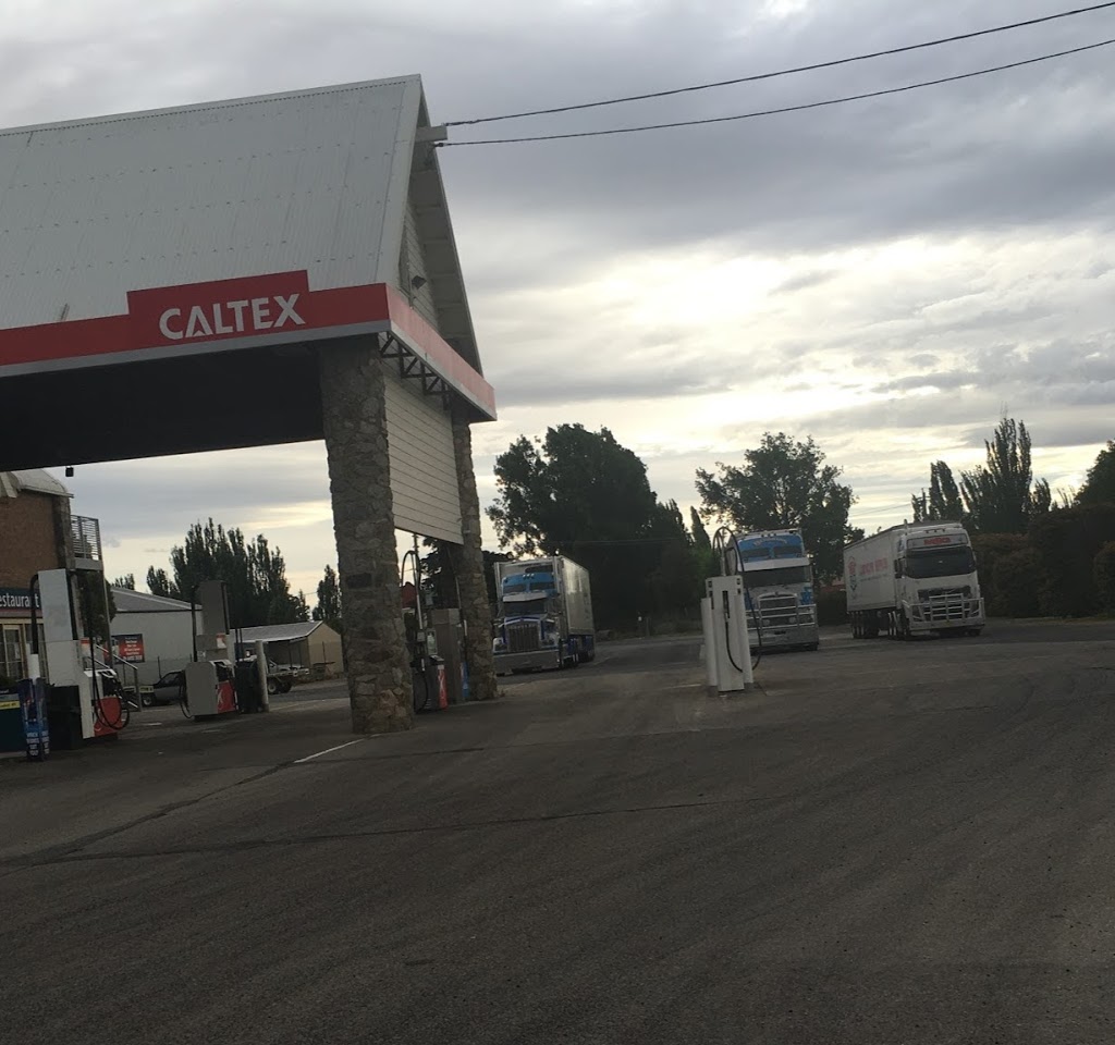 Truck Stop Polo Flat(Petro Oz) | gas station | 2 Geebung St, Polo Flat NSW 2630, Australia | 0264524935 OR +61 2 6452 4935