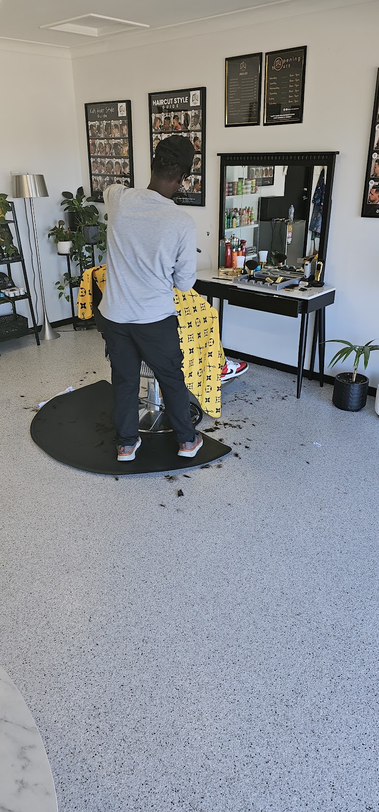 Doubleup Barbershop | 31 Danbulla St, South Ripley QLD 4306, Australia | Phone: 0493 402 363