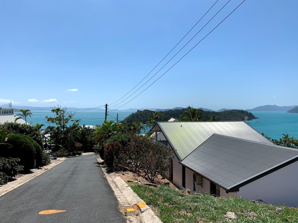 Coral Point Lodge | lodging | 54 Harbour Ave, Shute Harbour QLD 4802, Australia | 0749469500 OR +61 7 4946 9500