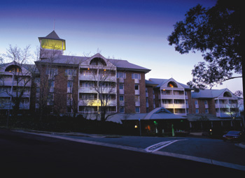 Waldorf Pennant Hills Apartment Hotel | 2 City View Rd, Pennant Hills NSW 2120, Australia | Phone: (02) 8401 1500