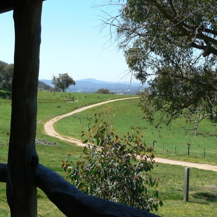 Gaddleen Grove Cottages | lodging | 177 Mcgaffins Rd, West Wodonga VIC 3690, Australia | 0260591386 OR +61 2 6059 1386