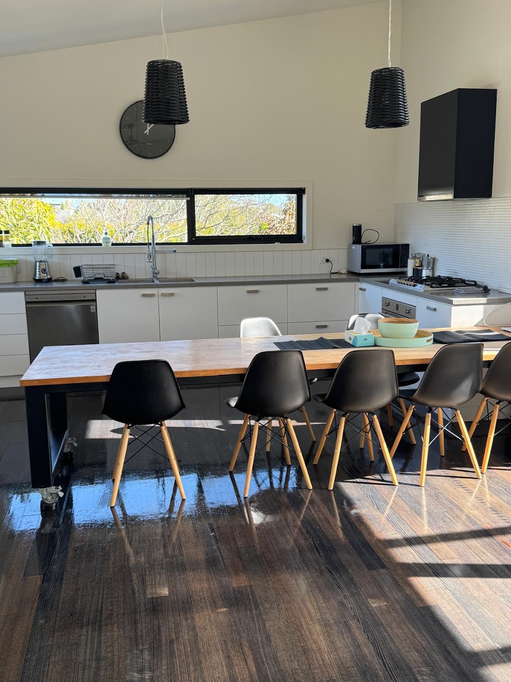 Kj Cleaning Services | 16 Massimo Way, Korumburra VIC 3950, Australia | Phone: 0468 443 099