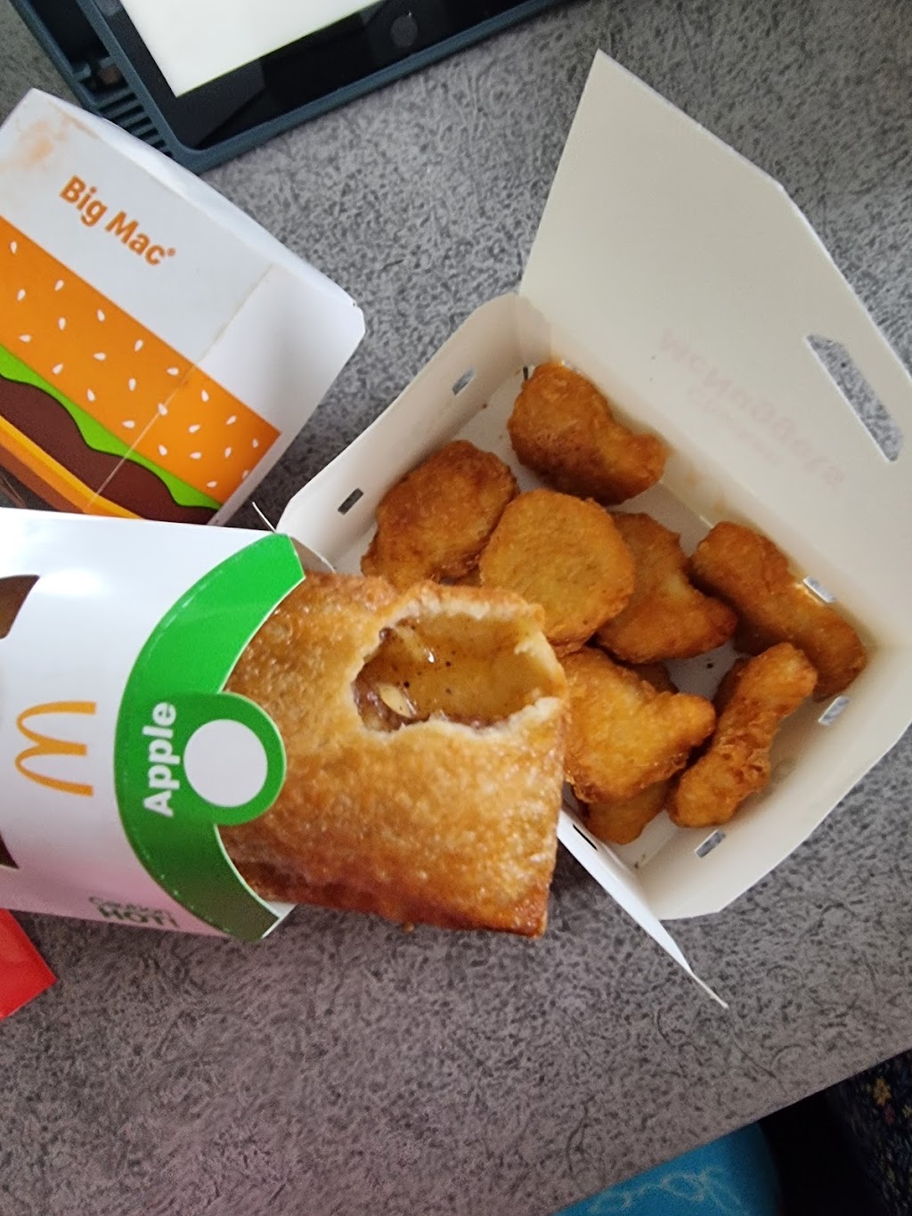 McDonald’s Oran Park | meal takeaway | 450 The Northern Rd, Oran Park NSW 2570, Australia | 0246486700 OR +61 2 4648 6700
