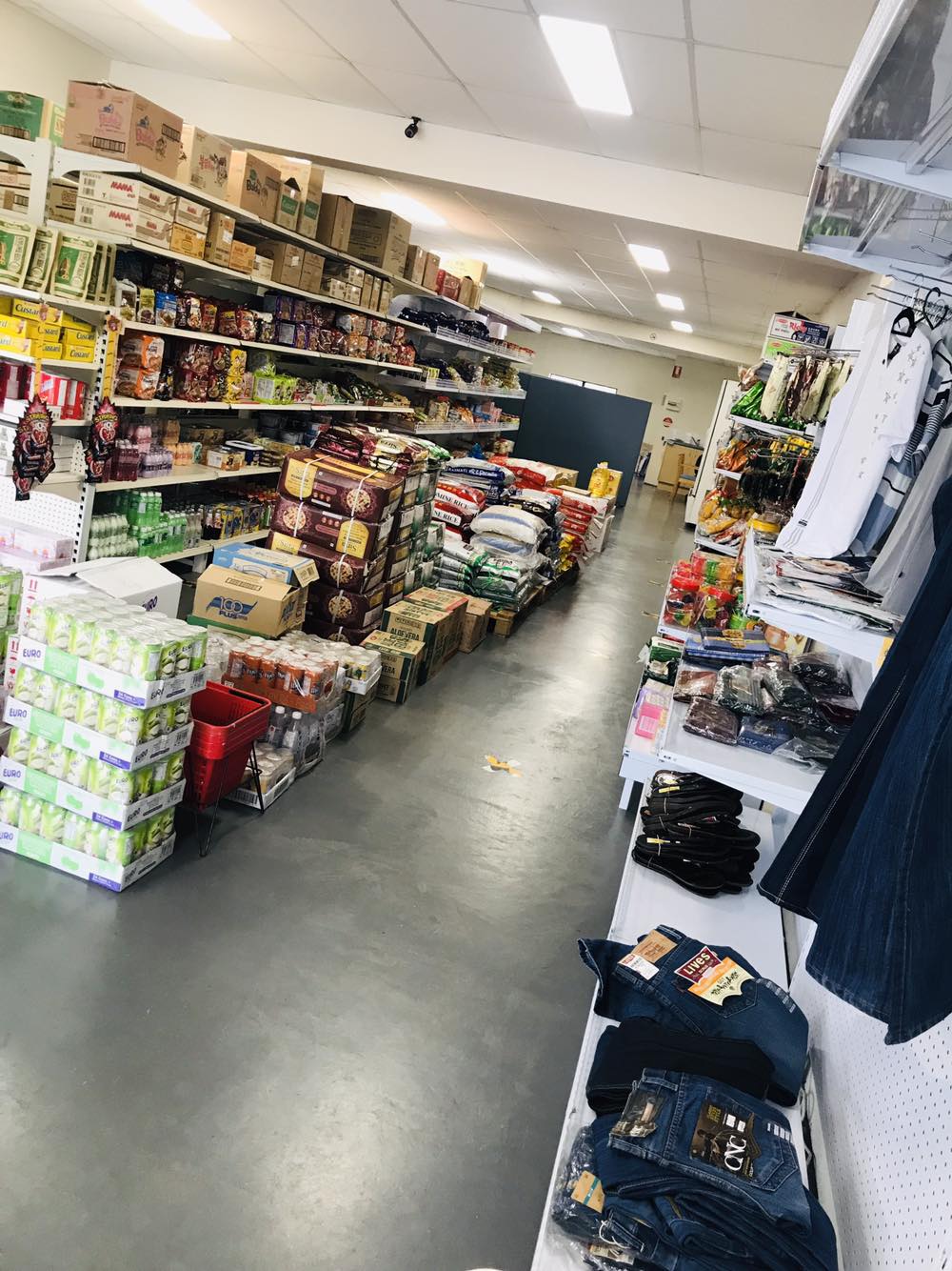 Easy Grocery Store | Parkland Plaza, Shop 7/101 Ewing Rd, Woodridge QLD 4114, Australia | Phone: 0470 158 382