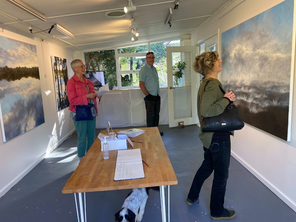 Corinne Loxton Blue Mountains Landscape Artist | 12 Jamison St, Blaxland NSW 2774, Australia | Phone: 0432 922 653