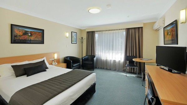 Redleaf Resort | lodging | 13-17 Brightlands Ave, Blackheath NSW 2785, Australia | 0247878108 OR +61 2 4787 8108
