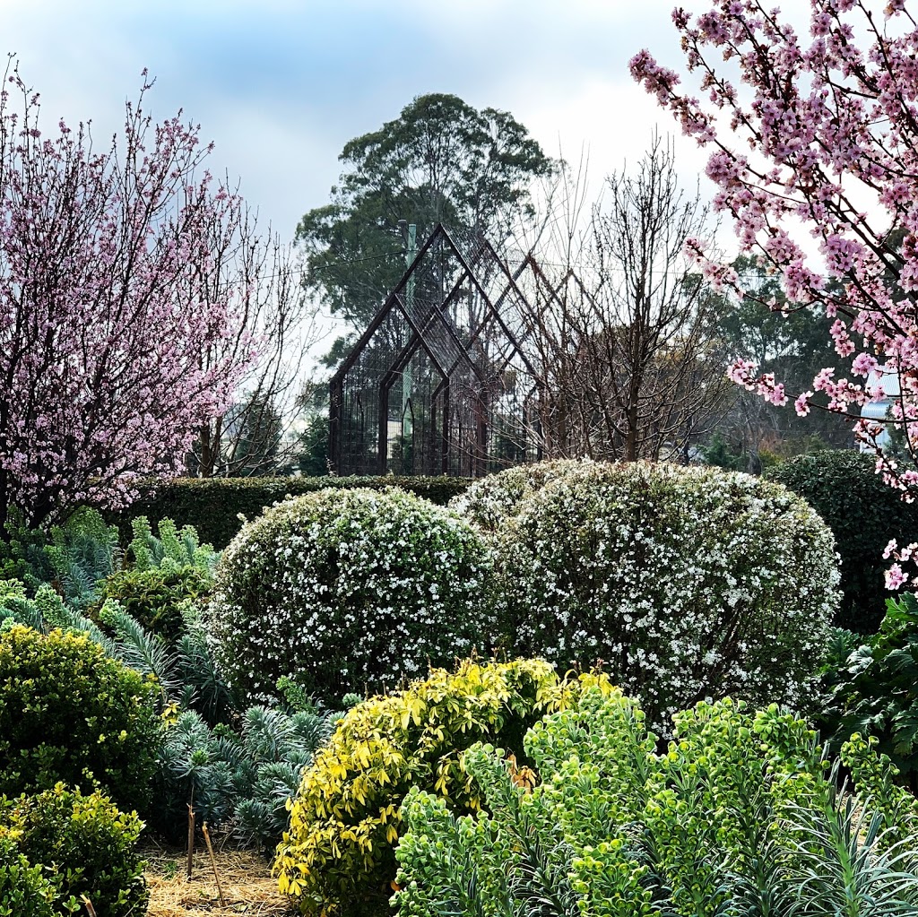 The Bungalow B&B & Ivy Leaf Chapel | 141 Miles St, Tenterfield NSW 2372, Australia | Phone: 0428 669 121