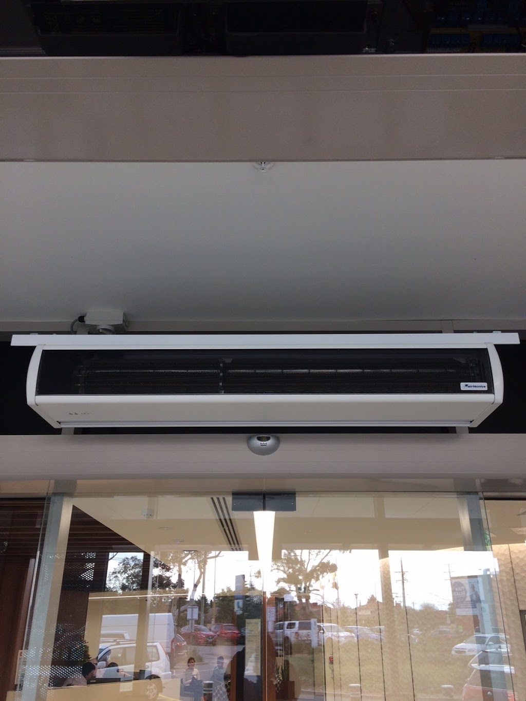 Air Curtains Australia | store | 1/147 Greens Rd, Dandenong South VIC 3175, Australia | 0397948182 OR +61 3 9794 8182