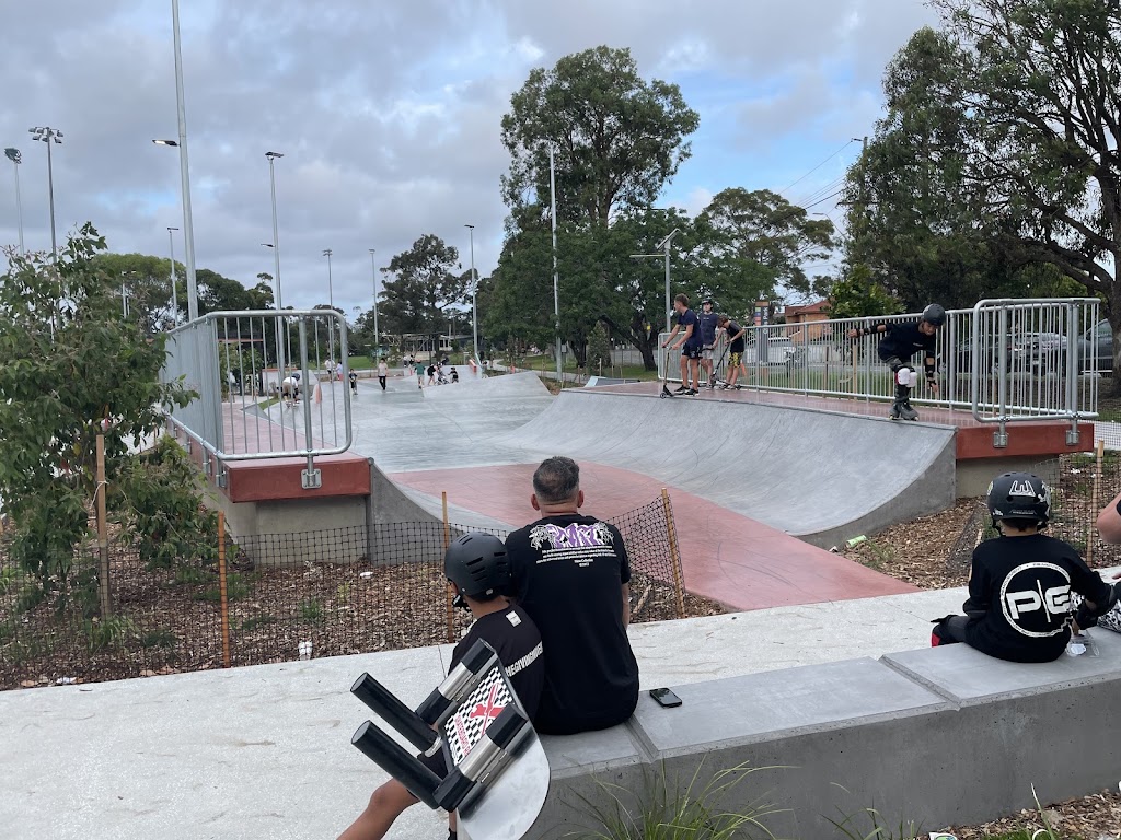 Olds Park Skatepark | Forest Rd, Penshurst NSW 2222, Australia | Phone: (02) 9330 6400