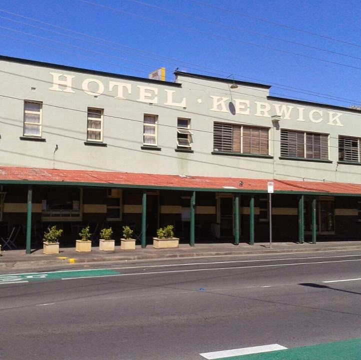 Kerwick Hotel | store | 1 Kerwick St, Redbank QLD 4301, Australia | 0732882081 OR +61 7 3288 2081