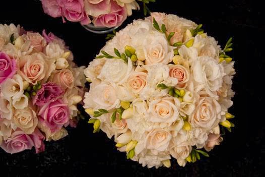 Flowers by Helen Brown | florist | Shop 4, 2-4 Stamford Ave, Ermington NSW 2115, Australia | 0289649285 OR +61 2 8964 9285