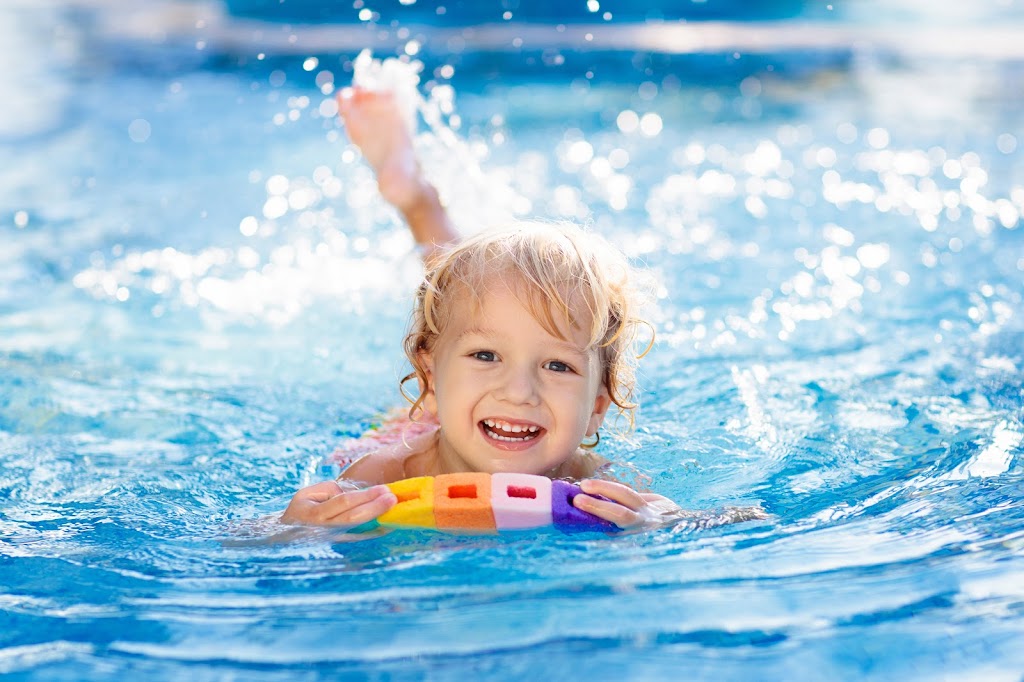 Splashs Swimming School - Pakenham | 4/114 Princes Hwy, Pakenham VIC 3810, Australia | Phone: (03) 9701 3225