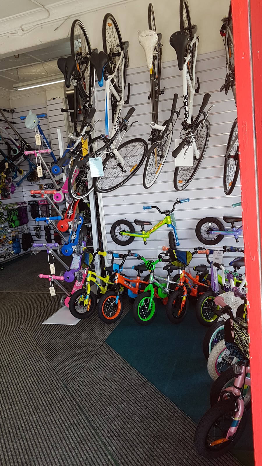Concord Sports Store | bicycle store | 44/46 Crane St, Concord NSW 2137, Australia | 0297472020 OR +61 2 9747 2020