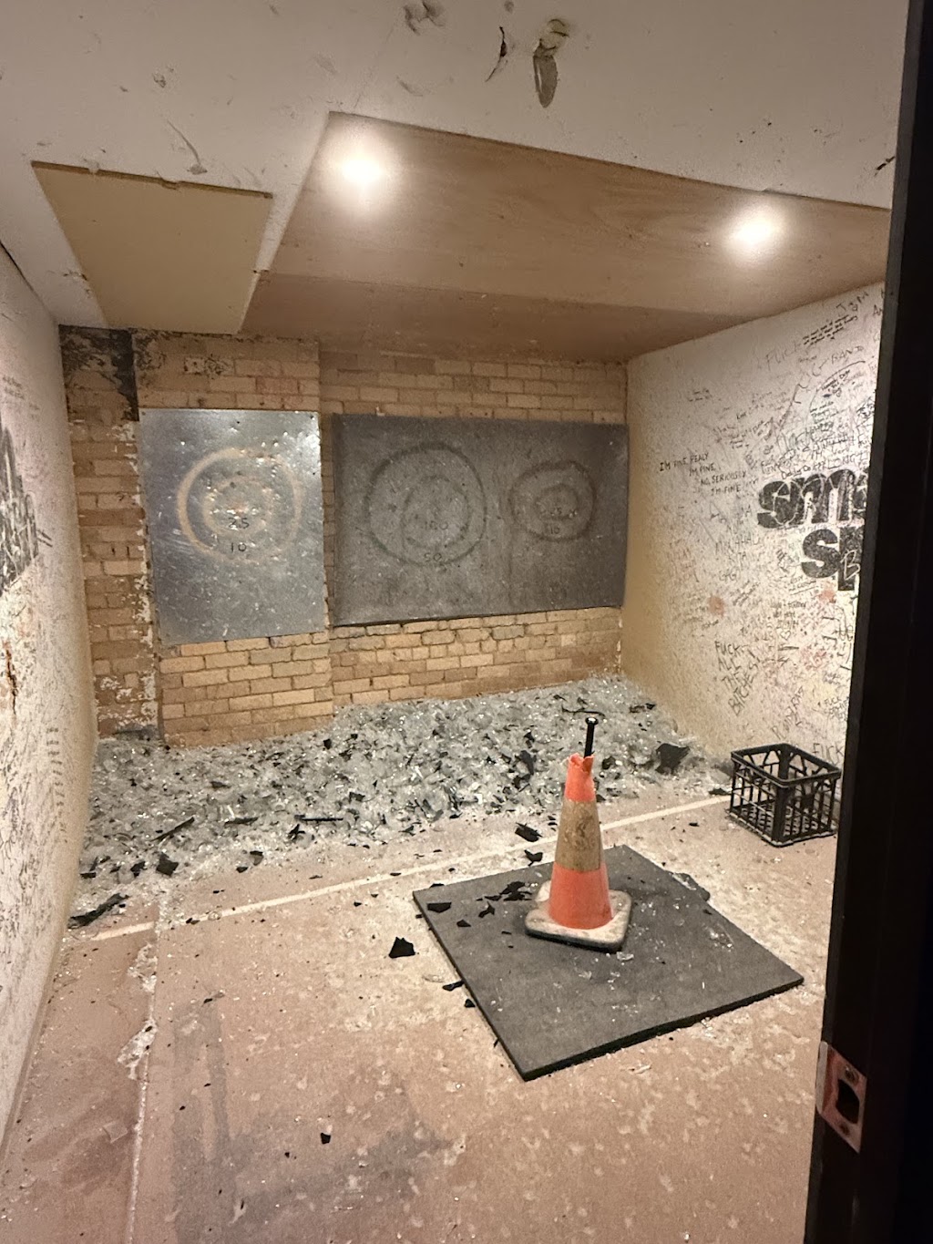 Smash Splash | 37 Edward St, Oakleigh VIC 3166, Australia | Phone: 0499 633 080