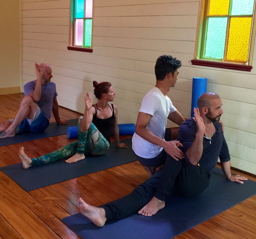 Consta Yoga | gym | 9 Myokum St, Mullumbimby NSW 2482, Australia | 0403031230 OR +61 403 031 230
