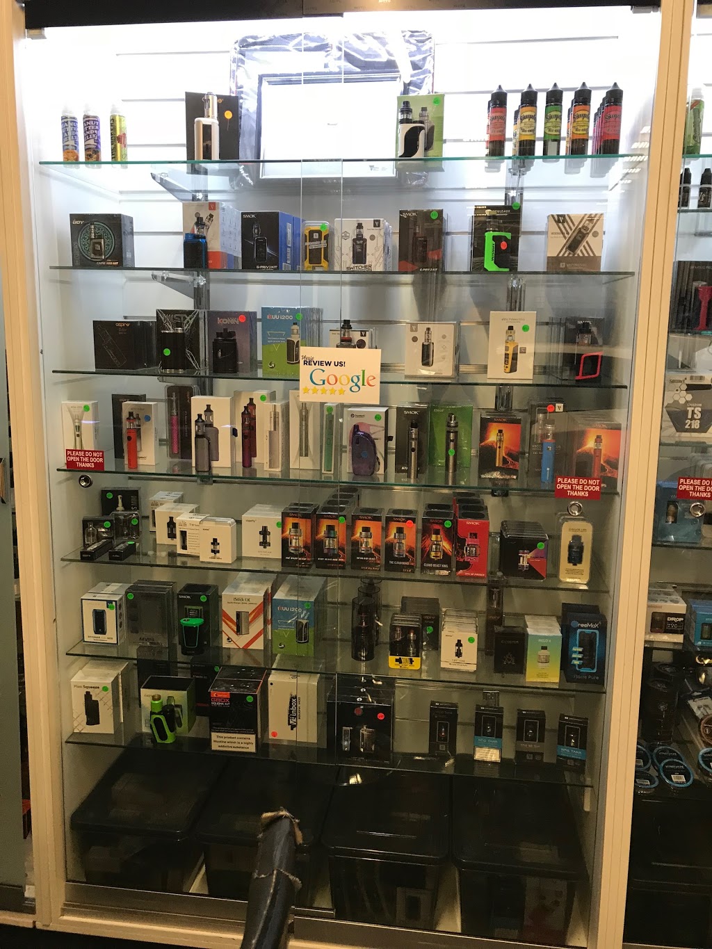 VAPR | store | 8/18 Leakes Rd, Laverton North VIC 3429, Australia | 0490609561 OR +61 490 609 561