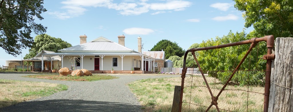 Holcombe Hill Farm | lodging | 662 Porcupine Ridge Rd, Porcupine Ridge VIC 3461, Australia | 0437205900 OR +61 437 205 900