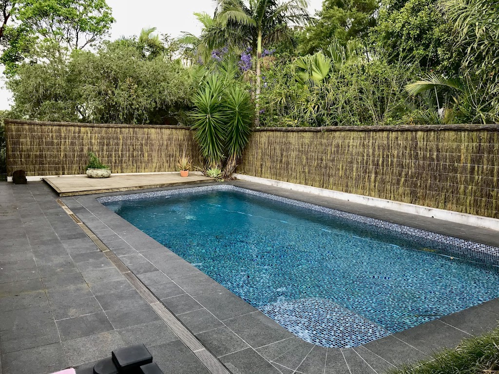 Byron Bay Brushwood Fencing | 2 Ironbark Ave, Byron Bay NSW 2481, Australia | Phone: 0419 692 155