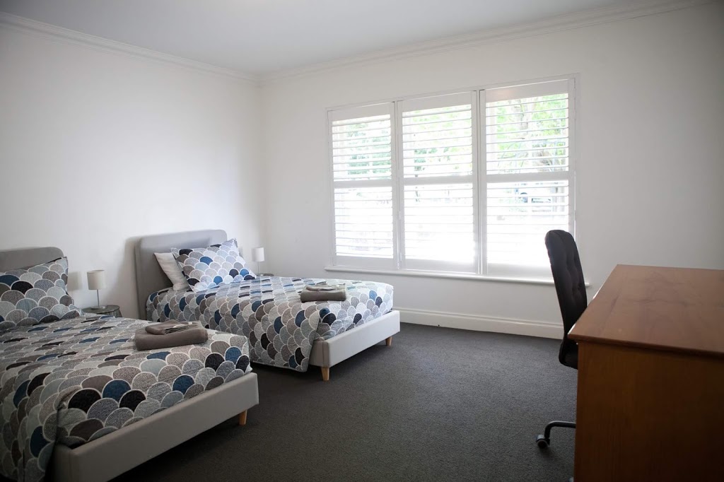 Allambee House Hahndorf | 1 Windsor Ave, Hahndorf SA 5245, Australia | Phone: 0403 310 192