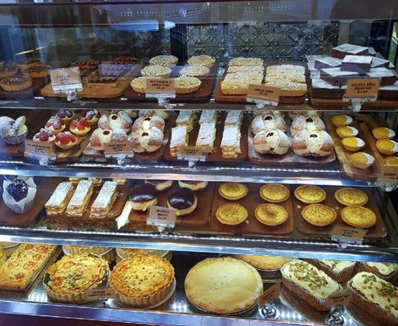 Mt Claremont Village Bakery | bakery | 1/33 Asquith St, Mount Claremont WA 6010, Australia | 0892844142 OR +61 8 9284 4142