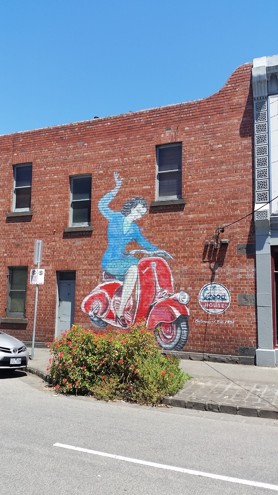 Vespa House | 155-157 Johnston St, Collingwood VIC 3066, Australia | Phone: (03) 9417 0342