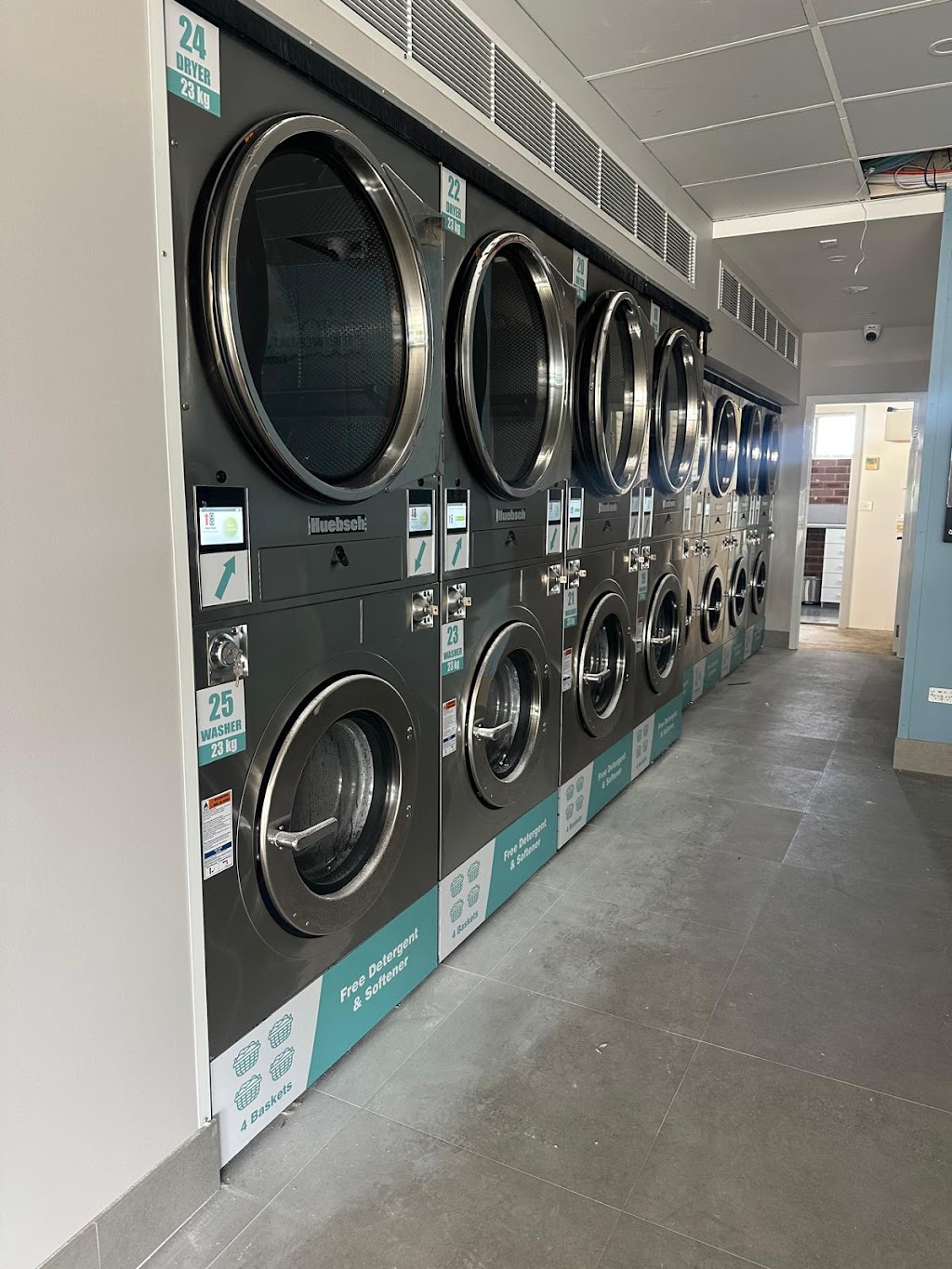 Wash Lab Westmead Laundromat | 16/74 Hawkesbury Rd, Westmead NSW 2145, Australia | Phone: (02) 8527 8700