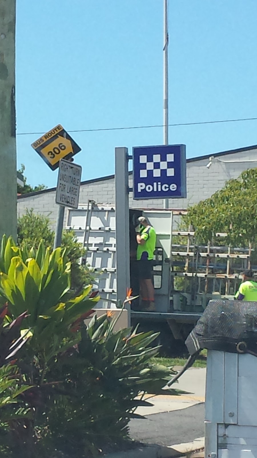 Banyo Neighbourhood Police Beat | 21 Royal Parade, Banyo QLD 4014, Australia | Phone: (07) 3613 2244