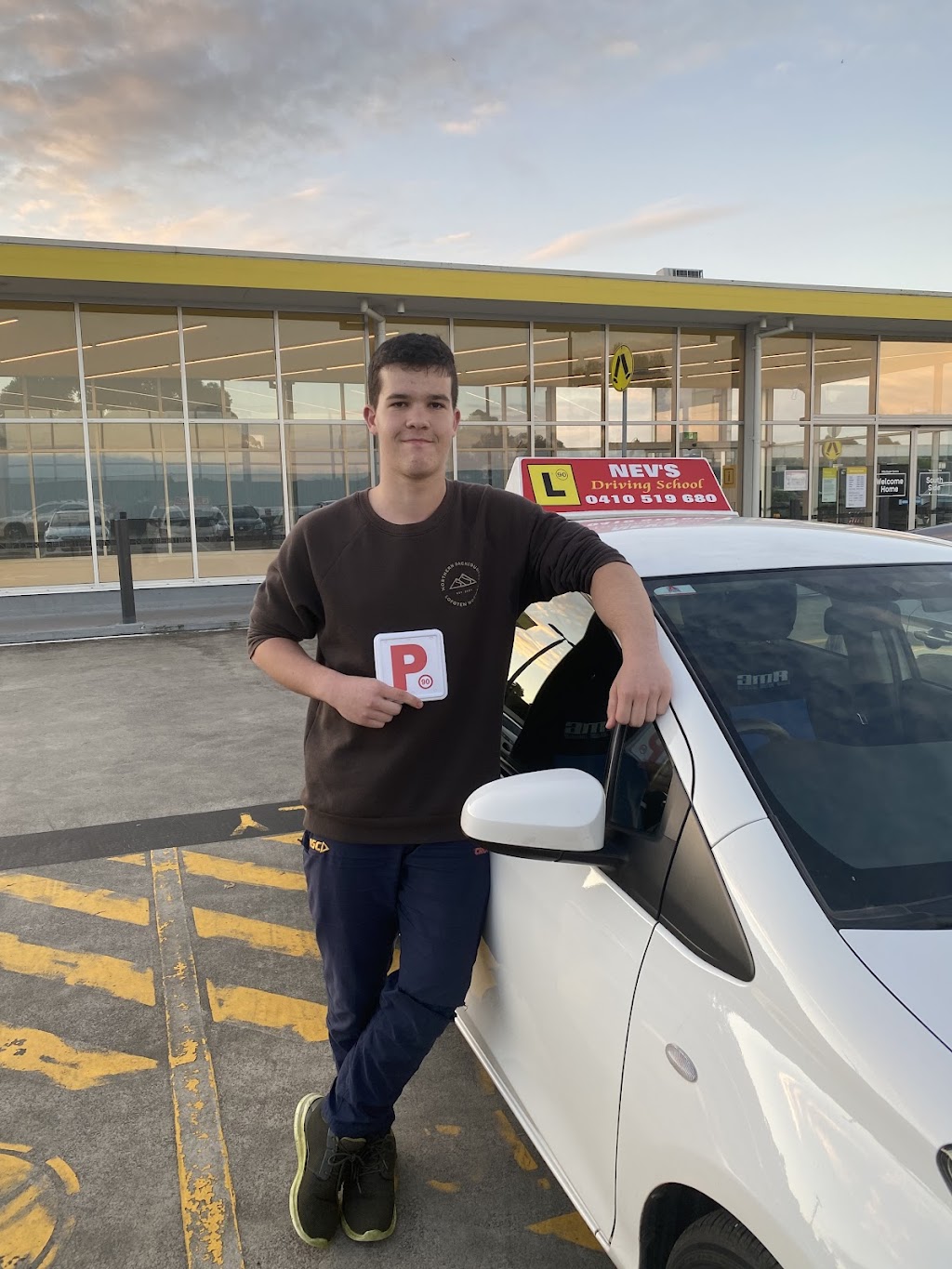 Nevs Driving School | Unit 5/6 Garner St, St Marys NSW 2760, Australia | Phone: 0410 519 680