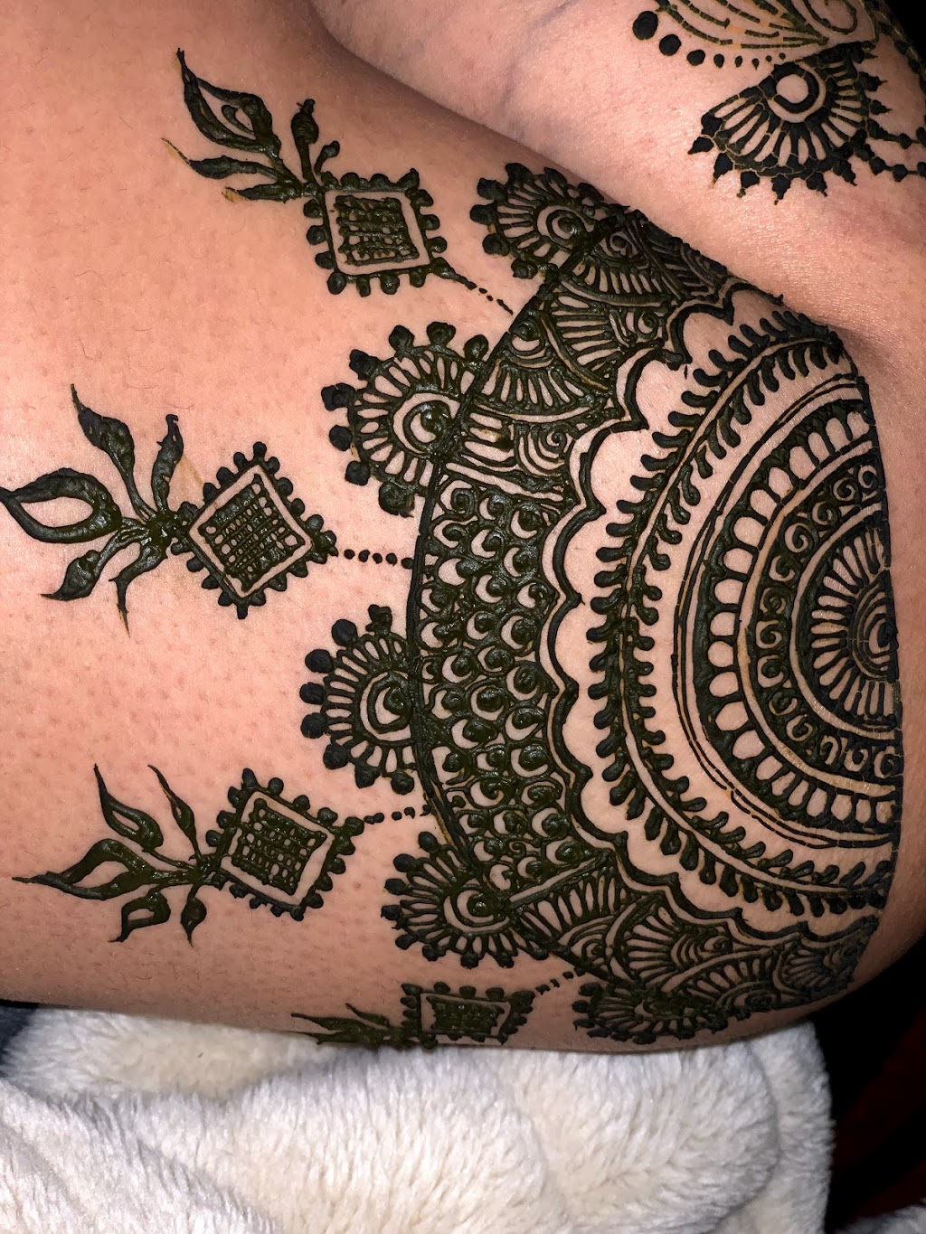 Henna/Mehendi by Tanya | 3 Como Chase, Pakenham VIC 3810, Australia | Phone: 0430 584 654
